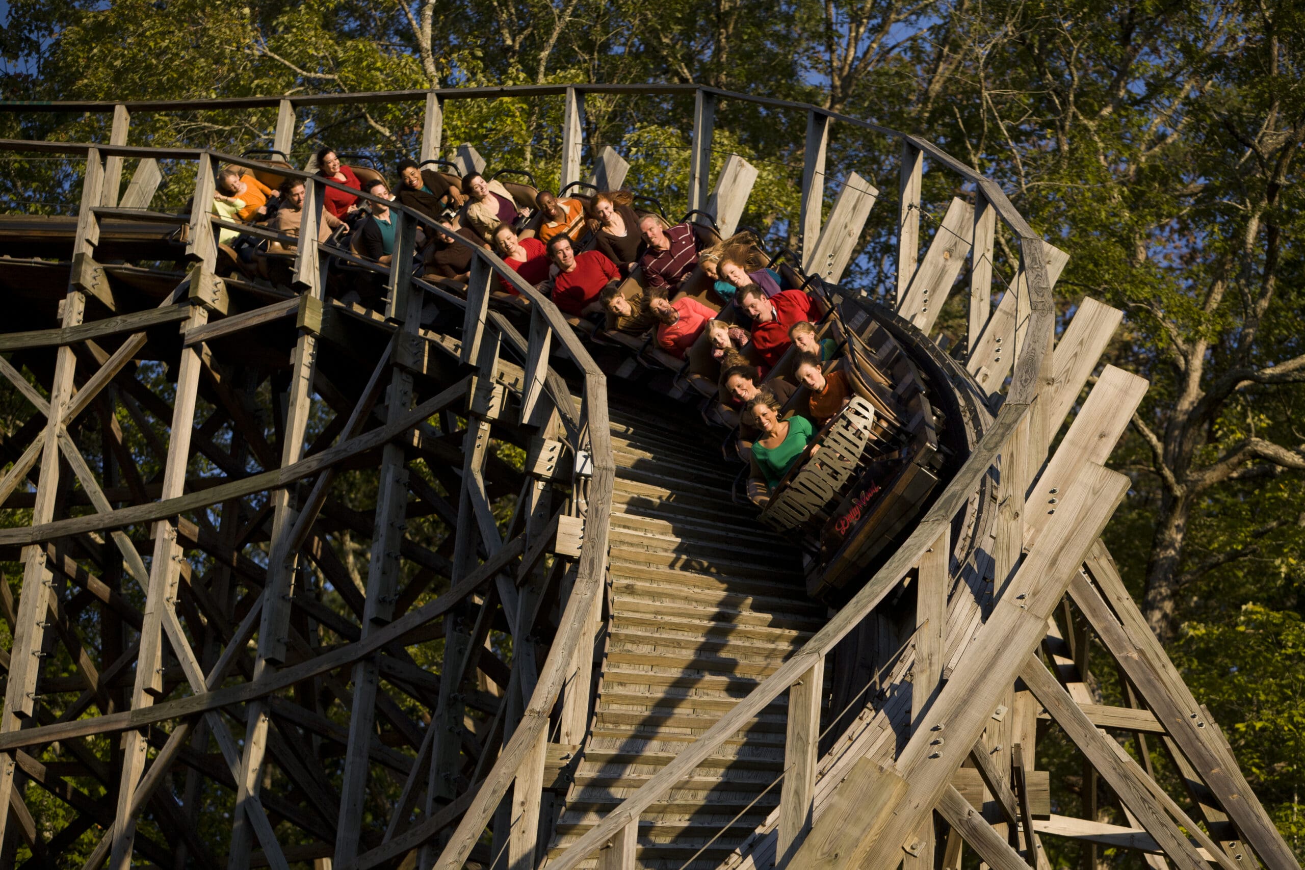 Is Dollywood Shut Down Permanently