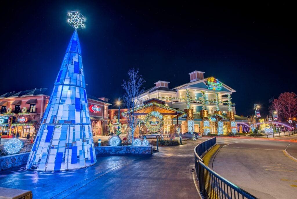 Winterfest at The Island in Pigeon Forge Tennessee. Old Smoky Moonshine, Paula Dean's Restaurant, Timberwood Grill, Margaritaville, Ferris Wheel